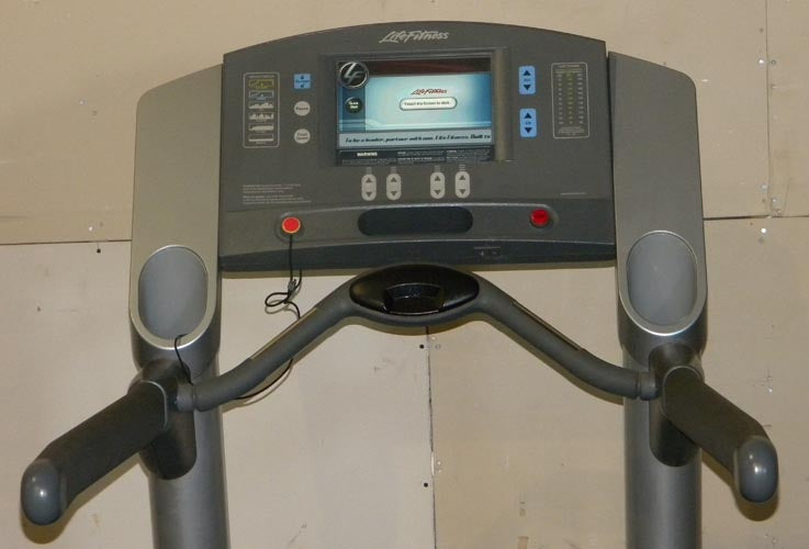 Life Fitness 95Te Treadmill