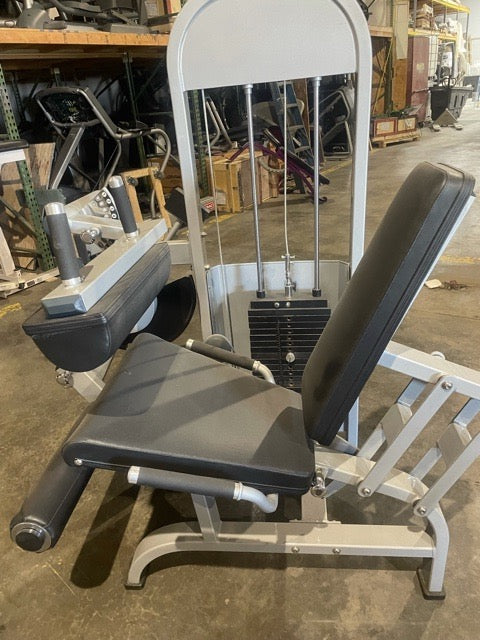 Muscle D Seated Leg Curl/Leg Extension (dual combo machine)