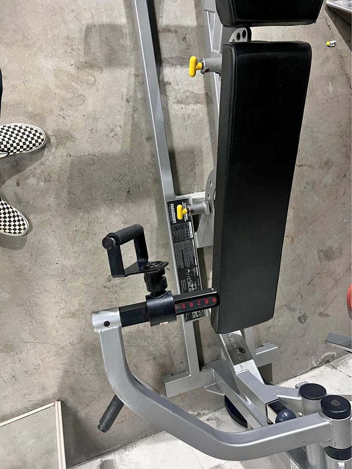 Paramount Total Chest Plate Loaded flat and incline bench FW8700 ...