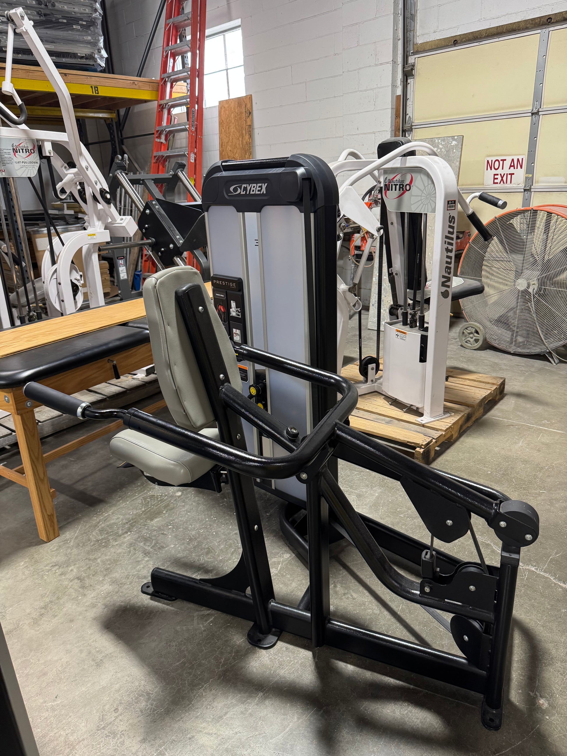 Cybex Prestige VRS Tricep Pressdowns Seated Dip