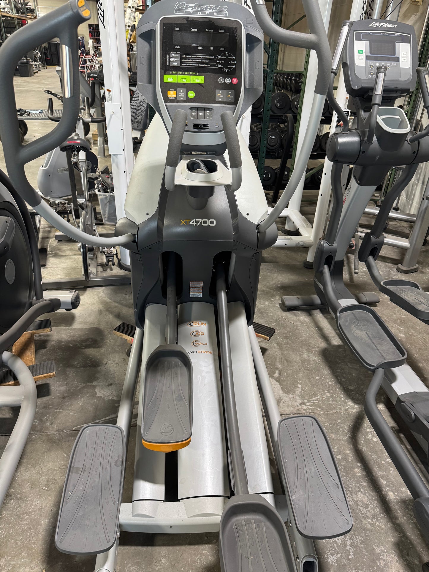 Octane XT4700 Elliptical Crosstrainer