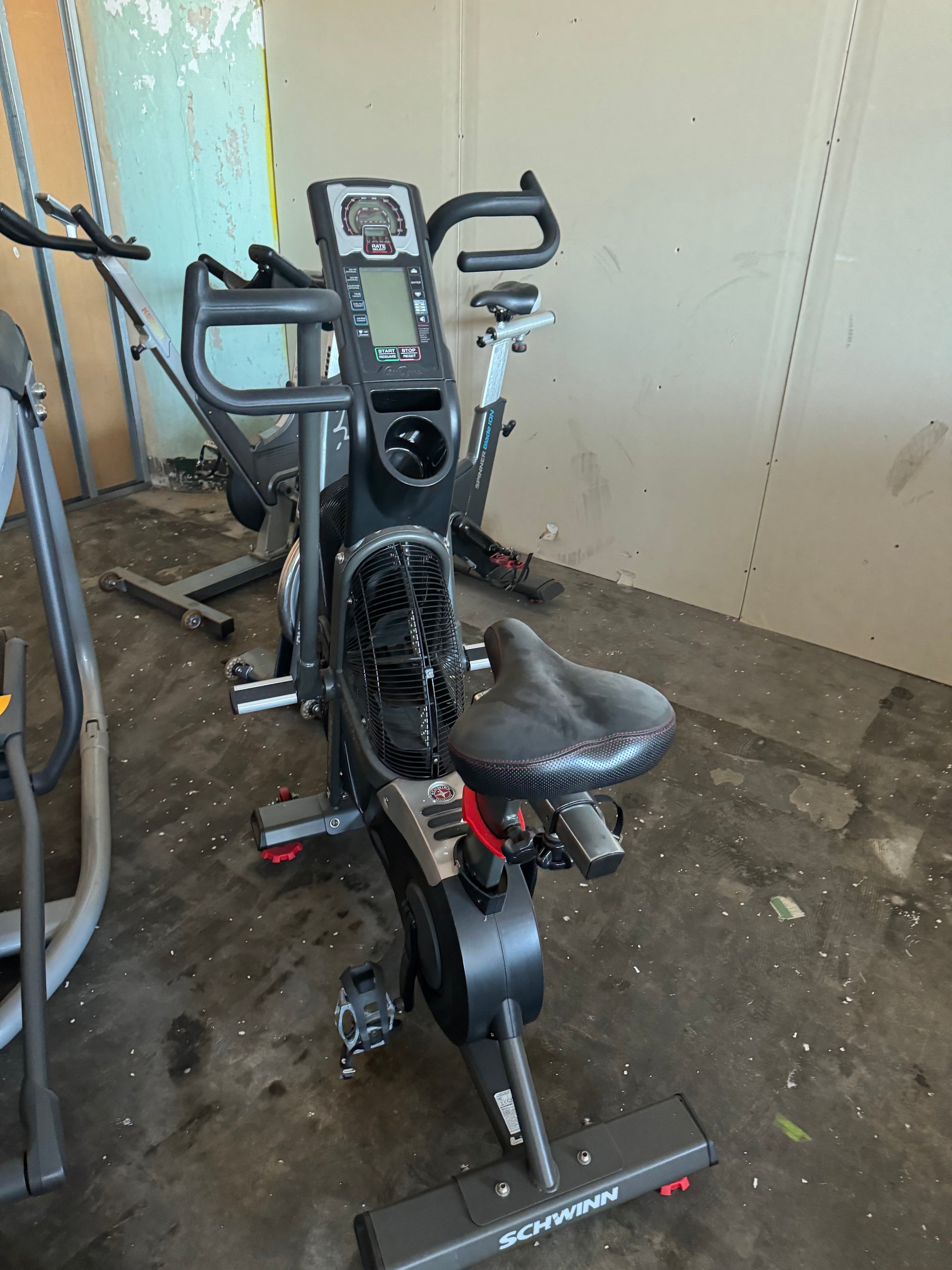 Schwinn Airdyne Air Bike AD7 – Midwest Used Fitness Equipment Schwinn Airdyne Air Bike AD7 – Midwest Used Fitness Equipment