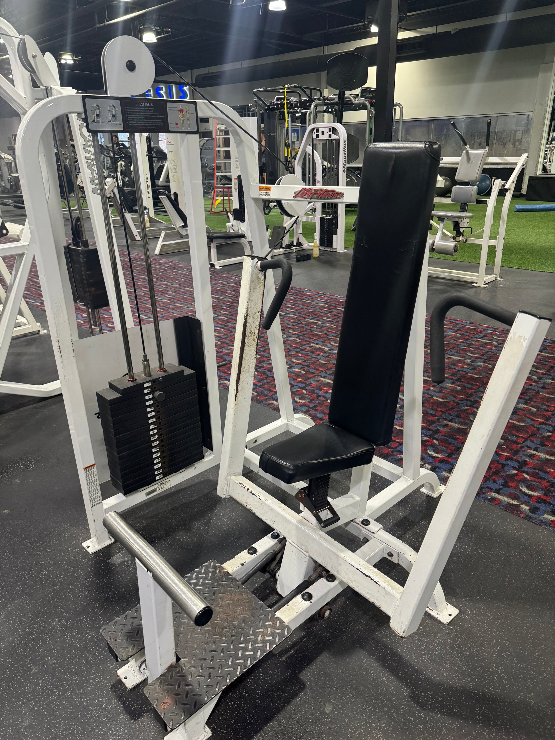 Life Fitness Pro Chest Press – Midwest Used Fitness Equipment