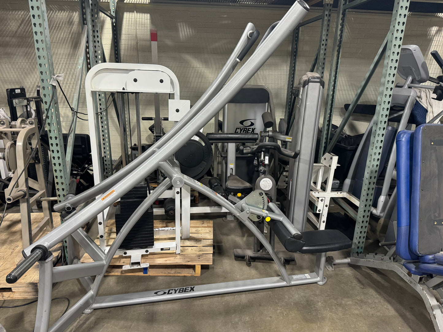 Cybex Diverging Lat Pulldown 16070