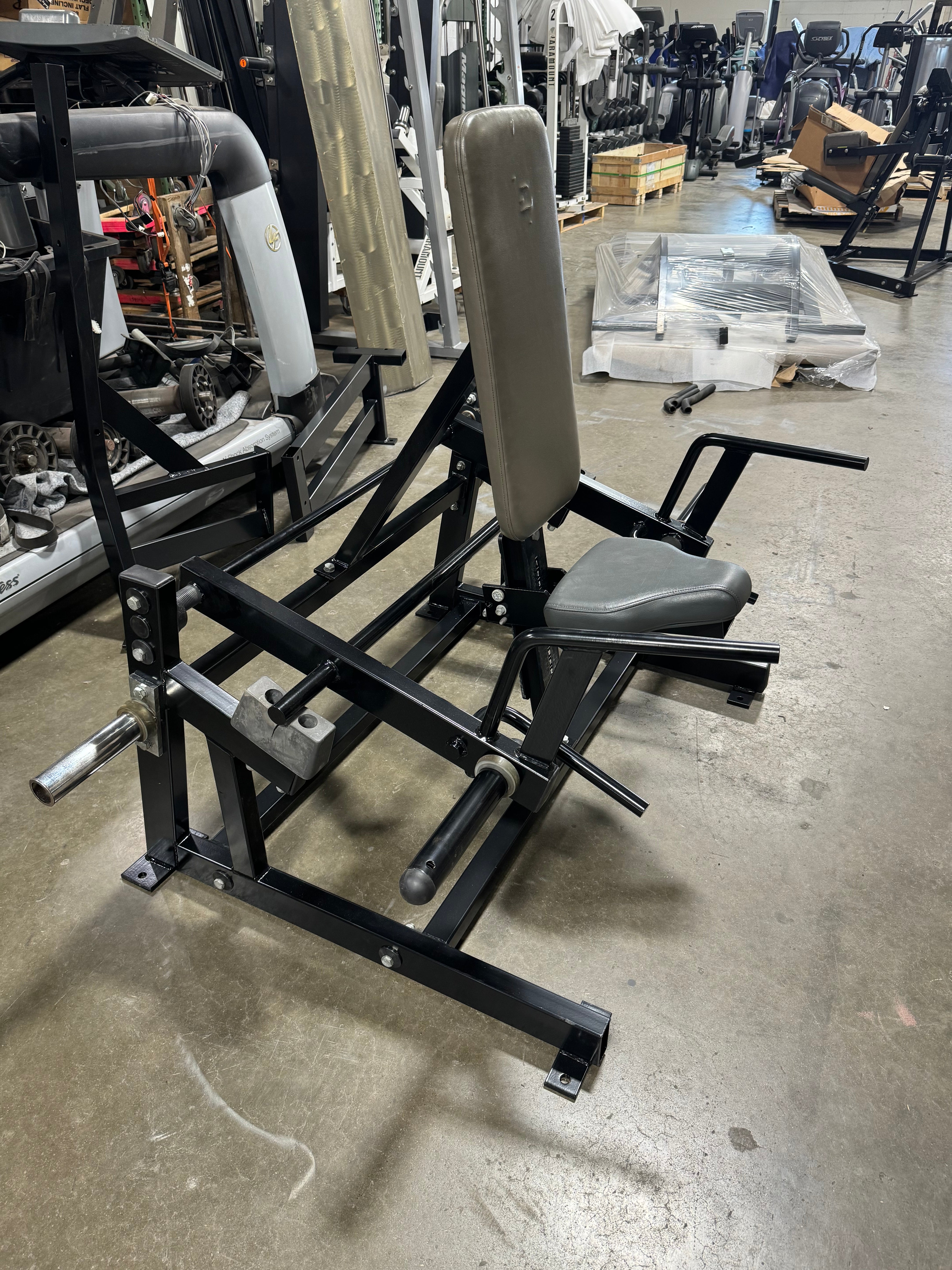 Hammer Strength PL SH Plate Loaded Seated Standing Shrug Midwest Used Fitness Equipment