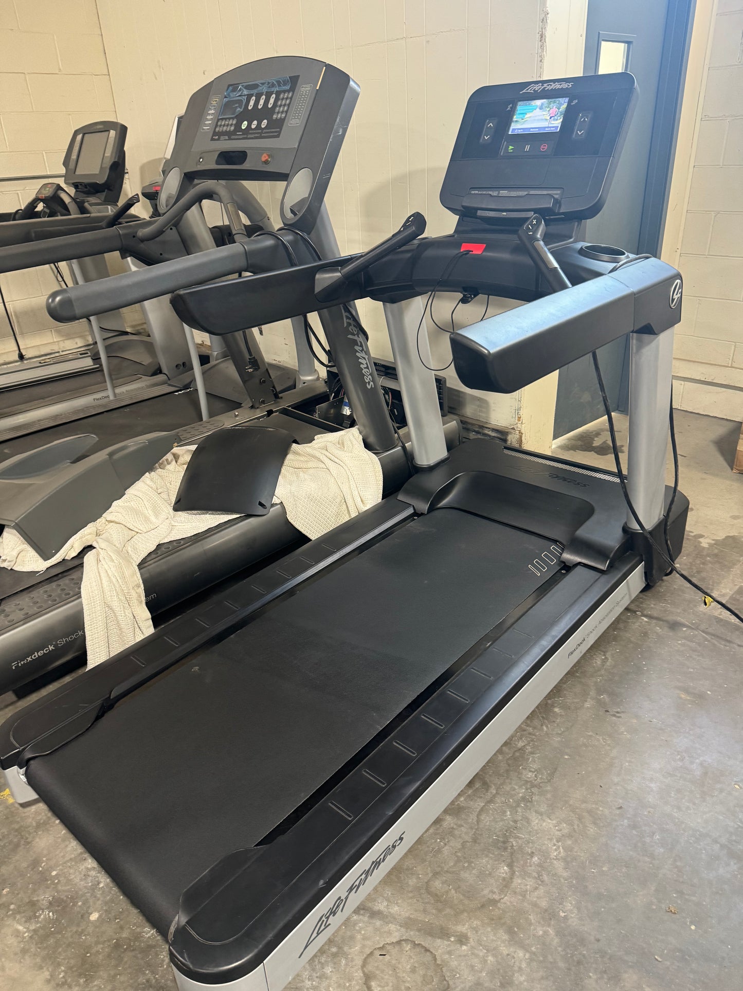 Life Fitness Integrity Treadmill