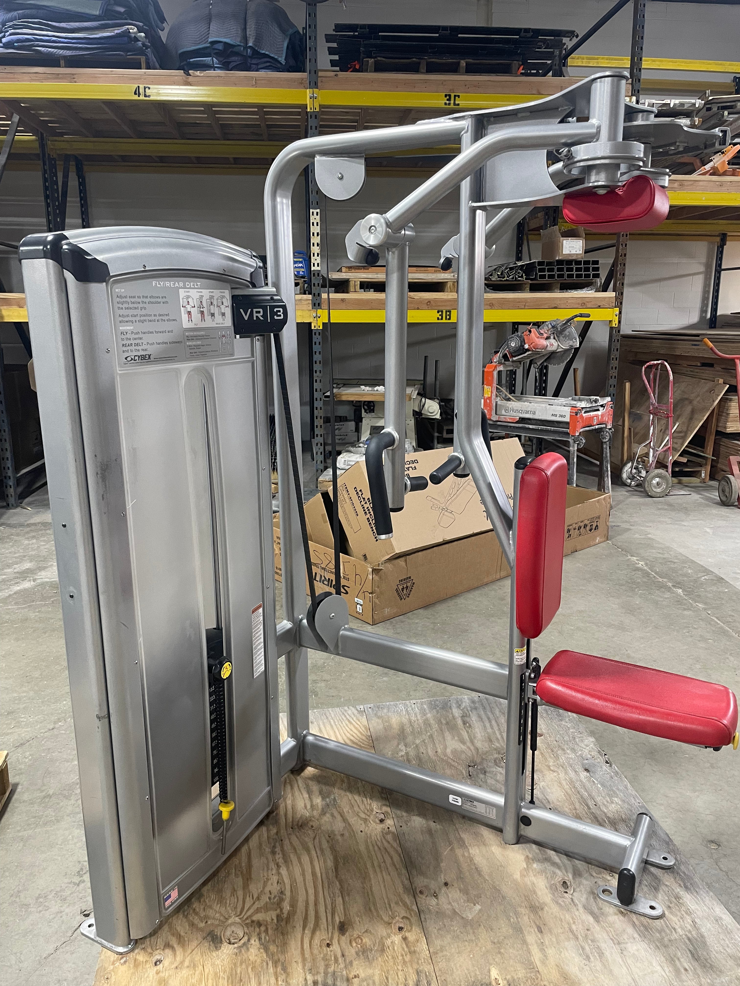 Cybex VR3 Pec Fly Rear Delt – Midwest Used Fitness Equipment