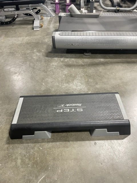 Reebok Aerobic Step w/ riser – Midwest Used Fitness Equipment