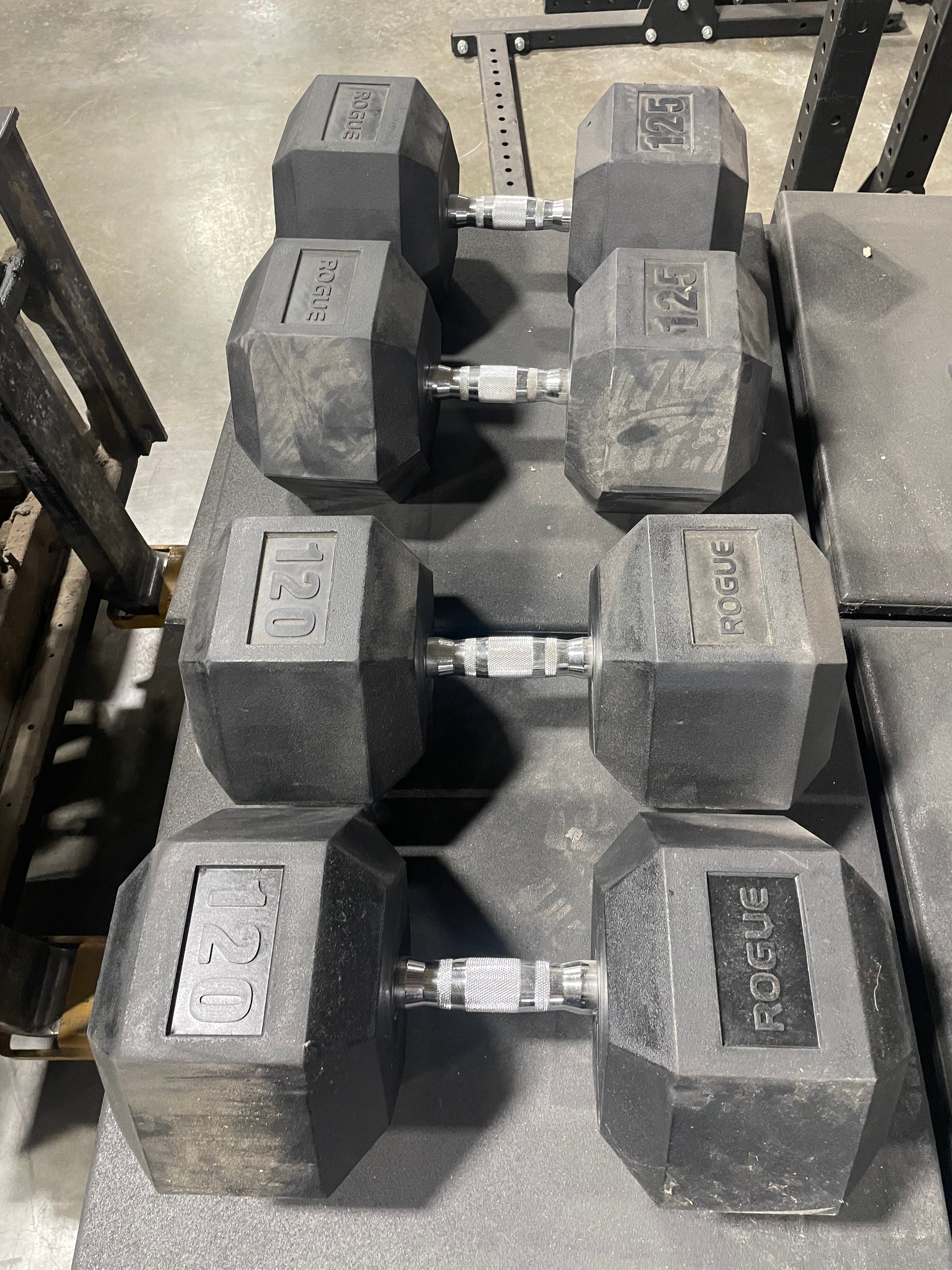 Rogue rubber best sale hex dumbbells