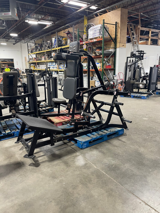 Hammer Strength Plate Loaded V-Squat