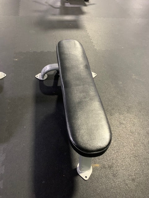 Flat Bench - Muscle D Fitness - Flat Utility Bench - 11 Gauge Steel - Commercial Upholstery