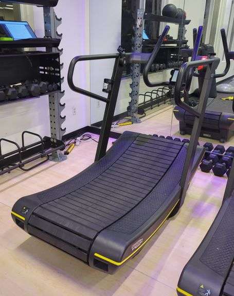 Technogym Skillmill Curved Treadmill motorless