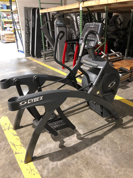 Cybex 750AT Arc Trainer