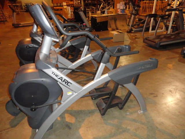 Cybex 750A Arc Trainer – Midwest Used Fitness Equipment