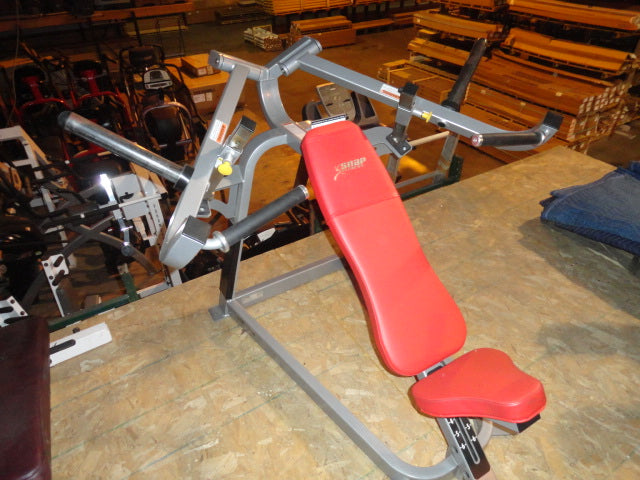 Cybex Converging Incline Chest Press