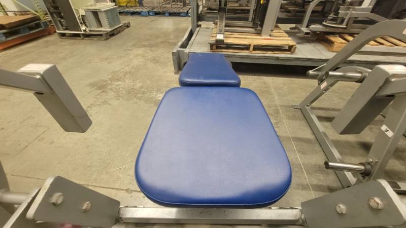 Hammer Strength Iso Lateral Prone Leg Curl