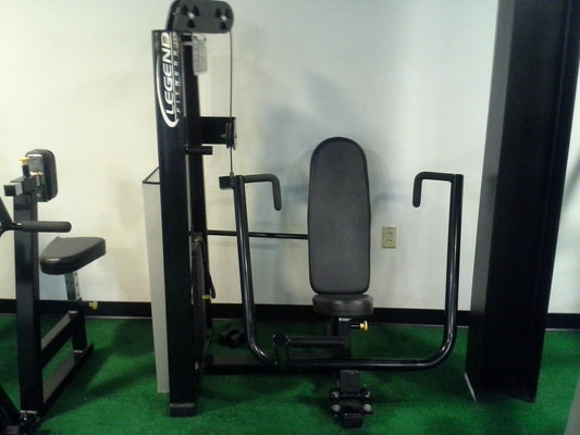 Legend Fitness Chest Press 900