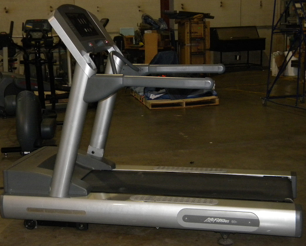 Life Fitness 93Ti Treadmill