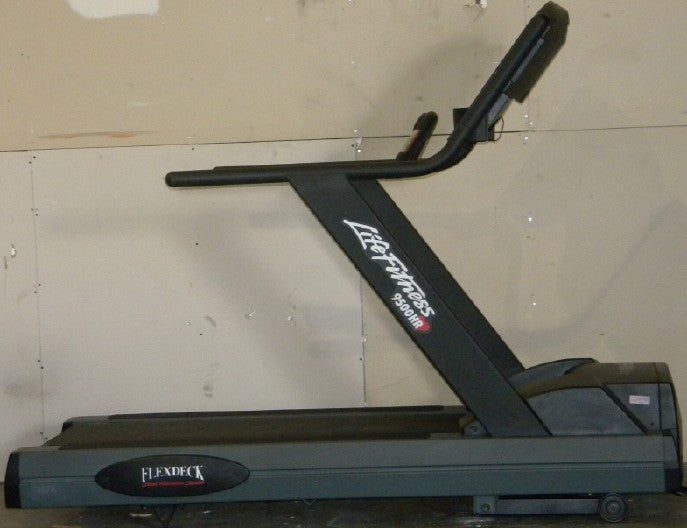Life Fitness Next Generation TR9500HR Treadmill