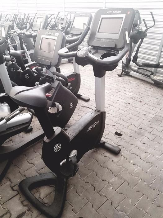 Life Fitness 95C Si Discover Upright Bike