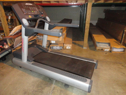 Life Fitness Integrity Treadmill