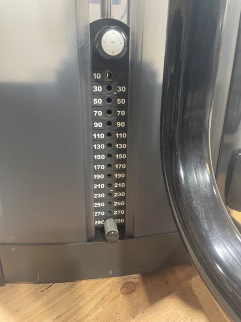 Life Fitness Signature Series Pec Fly