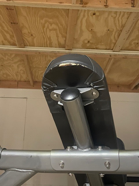 Matrix Aura Incline Bench Press