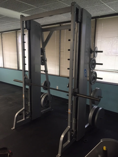 Nautilus Nitro Smith Machine