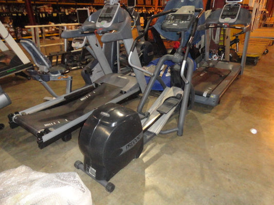 Precor 546 Ver. 1 Elliptical