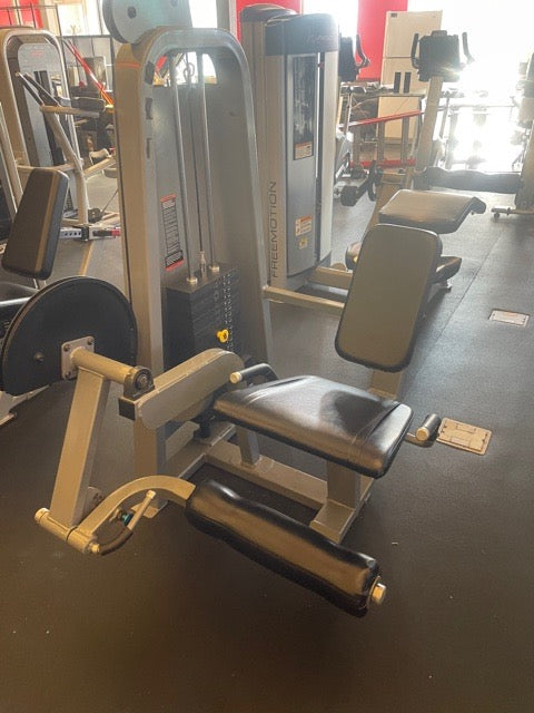 Precor Icarian Leg Extension 605
