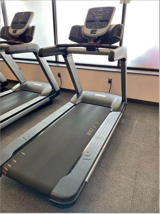 Precor TRM 885 Treadmill