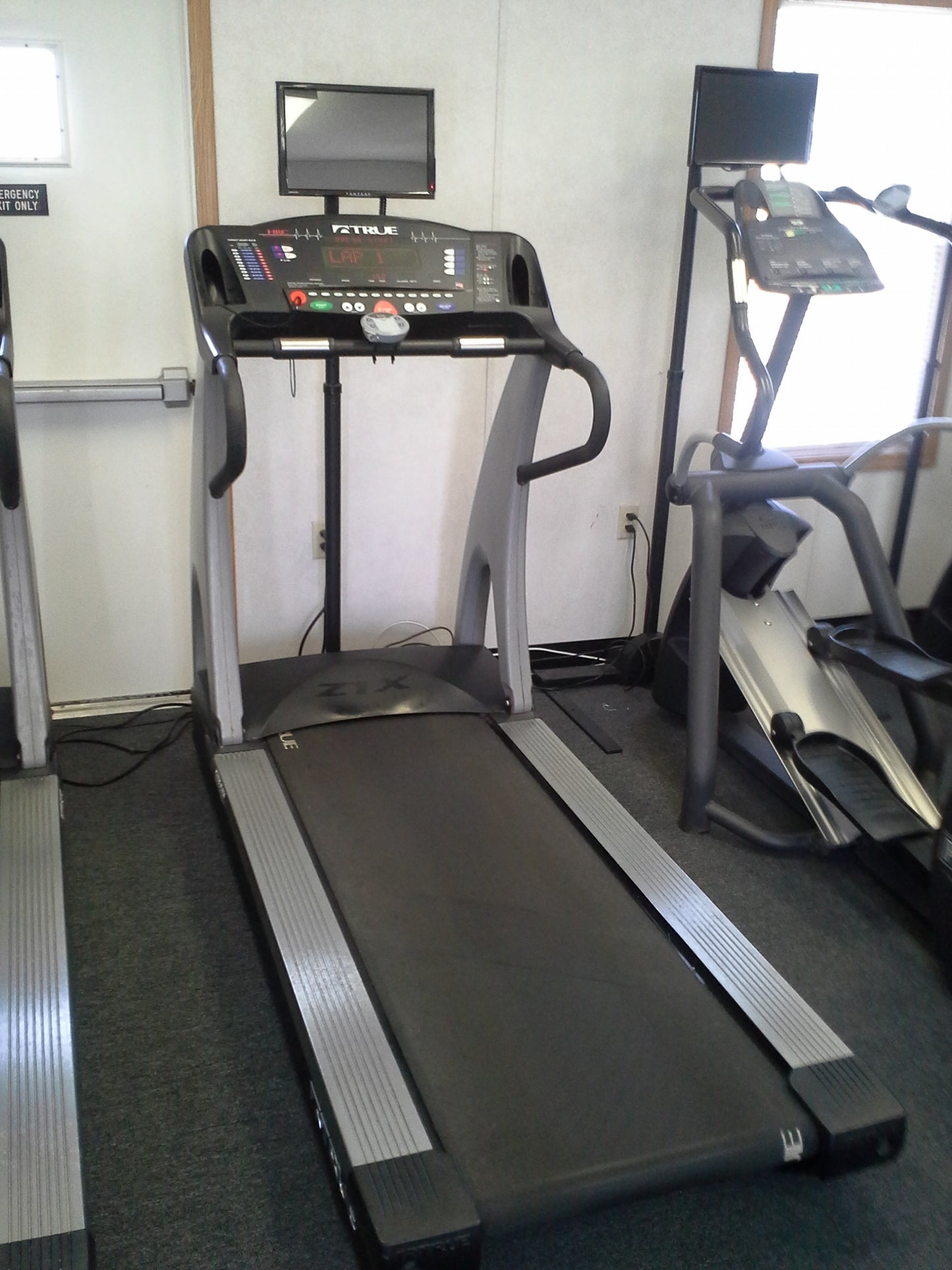 True Fitness 850 ZTX Treadmill